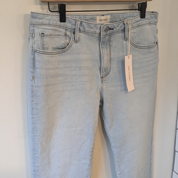 DRIFTWOOD Colette Light Wash Daisy Flower Cuff Jeans Size 12 Inseam 27" - Picture 2 of 9